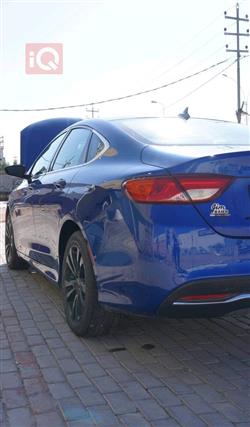 Chrysler 200